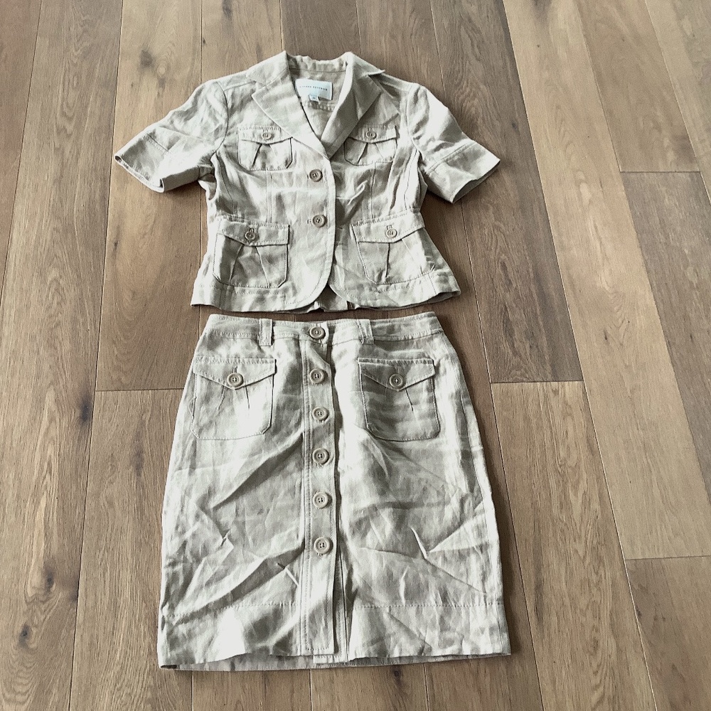 Banana Republic Skirt and Matching Short Sleeved Jacket